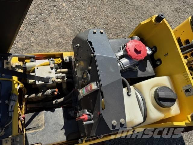 Bomag BMP 8500, Vält Tandemrullid