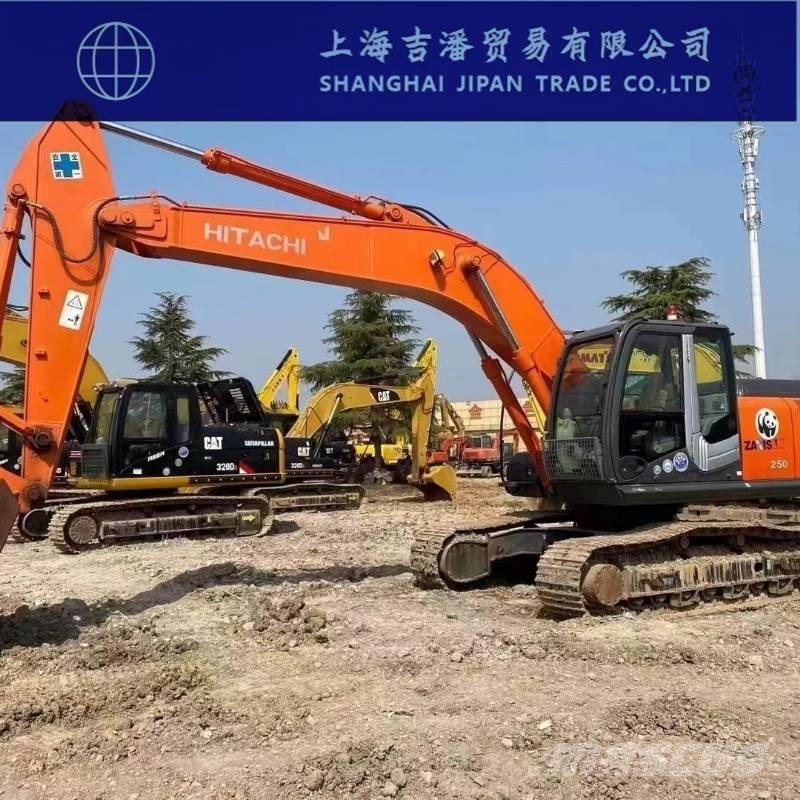 Hitachi ZX 250 Roomikekskavaatorid