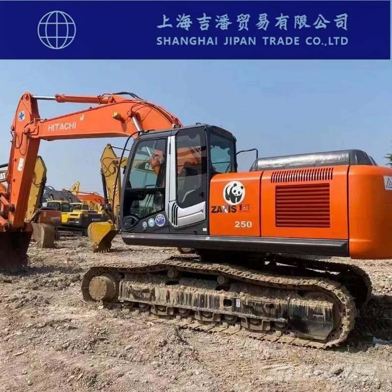 Hitachi ZX 250 Roomikekskavaatorid