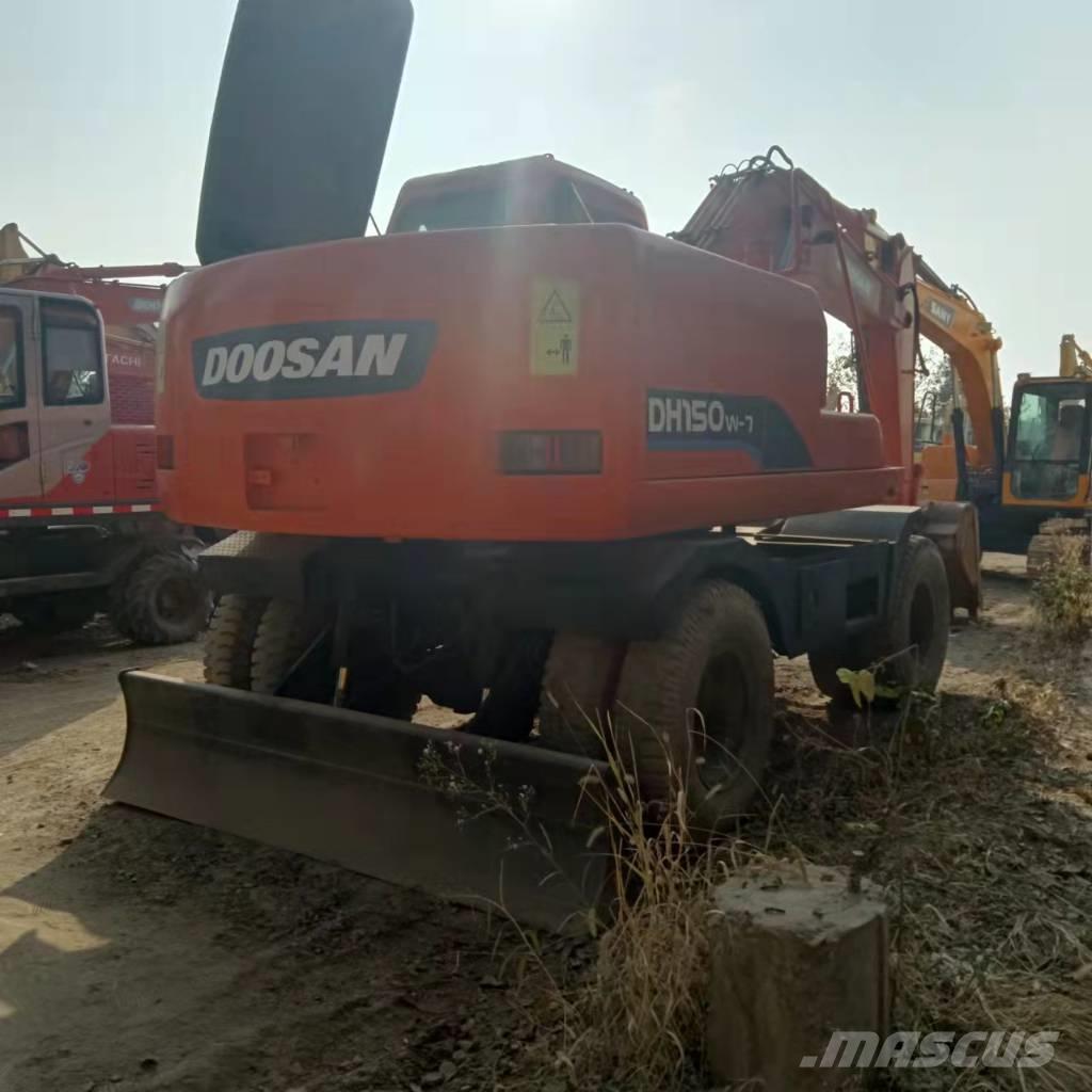 Doosan DH150W-7 Ratasekskavaatorid