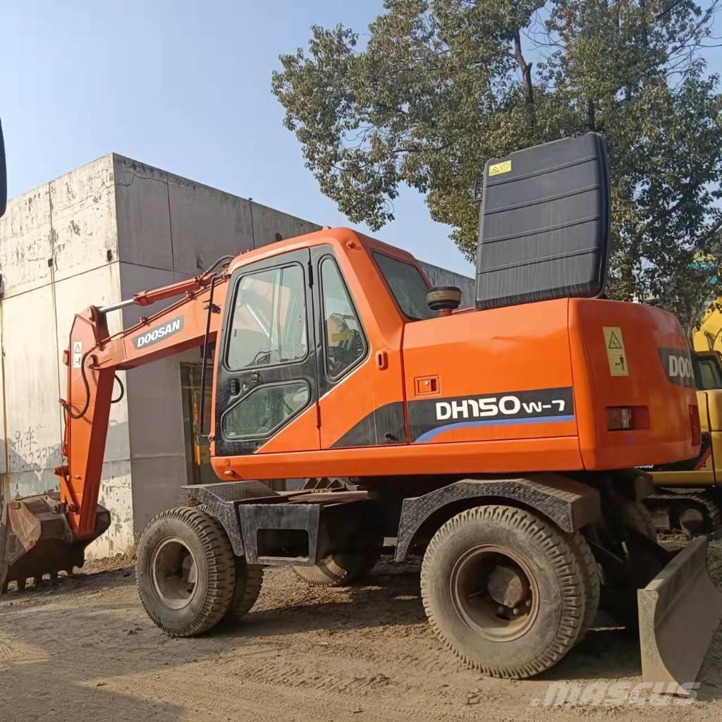 Doosan DH150W-7 Ratasekskavaatorid