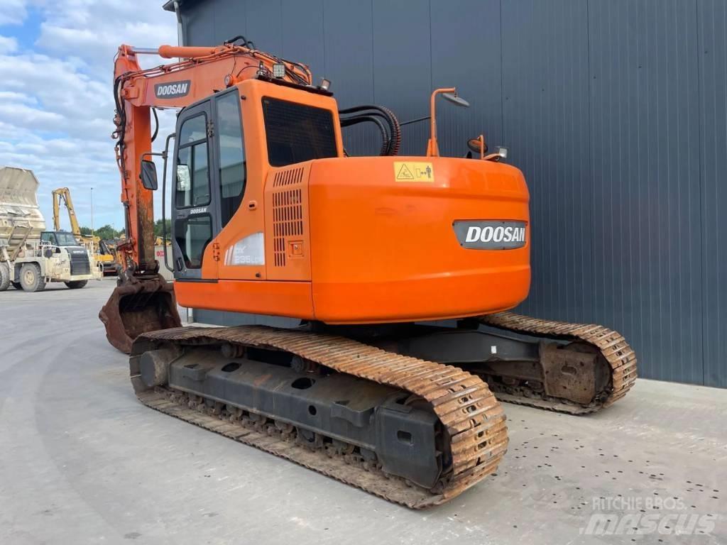 Doosan DX235LCR Roomikekskavaatorid