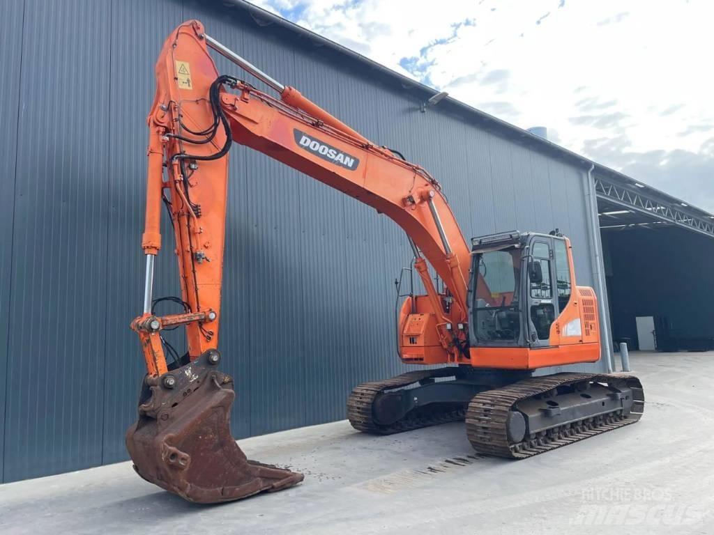 Doosan DX235LCR Roomikekskavaatorid