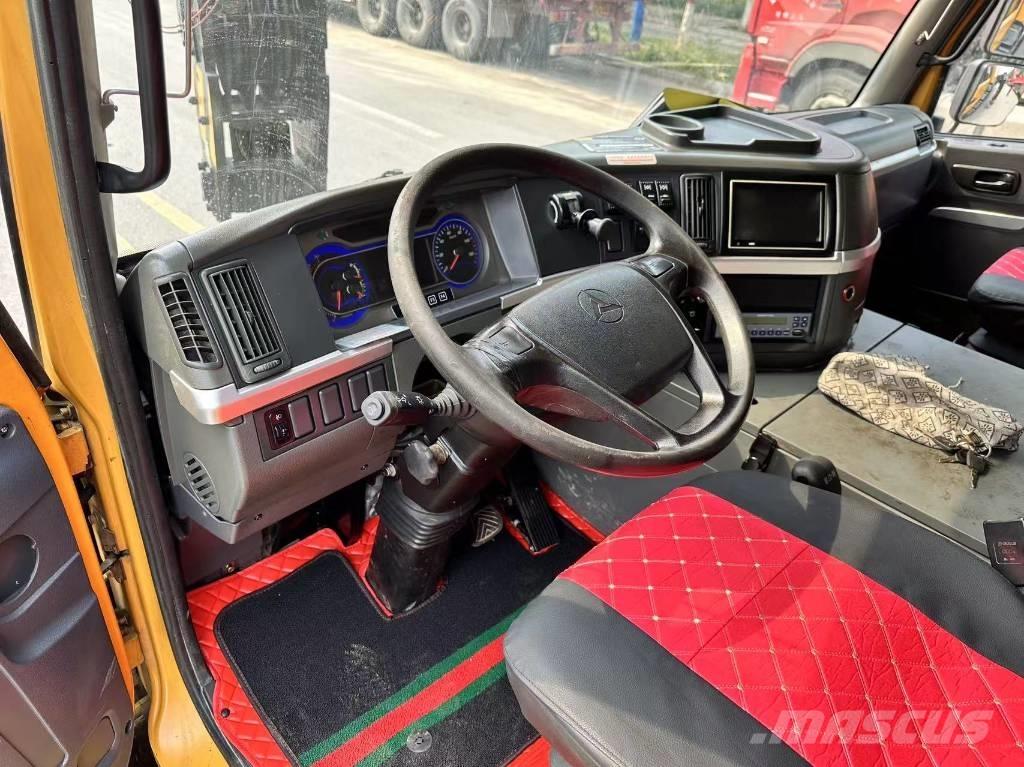 Sany STC1000T Maastikutõstukid