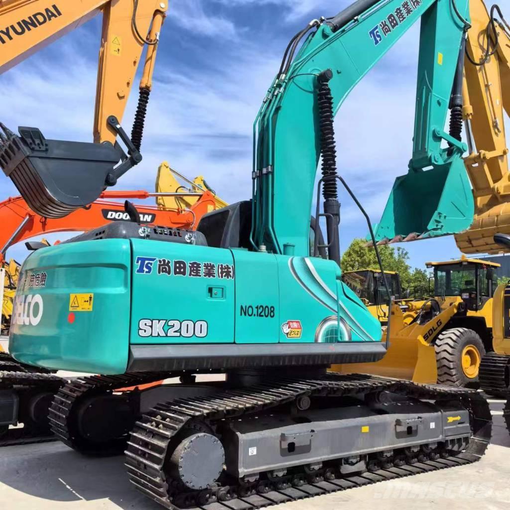 Kobelco SK 200-8 Roomikekskavaatorid