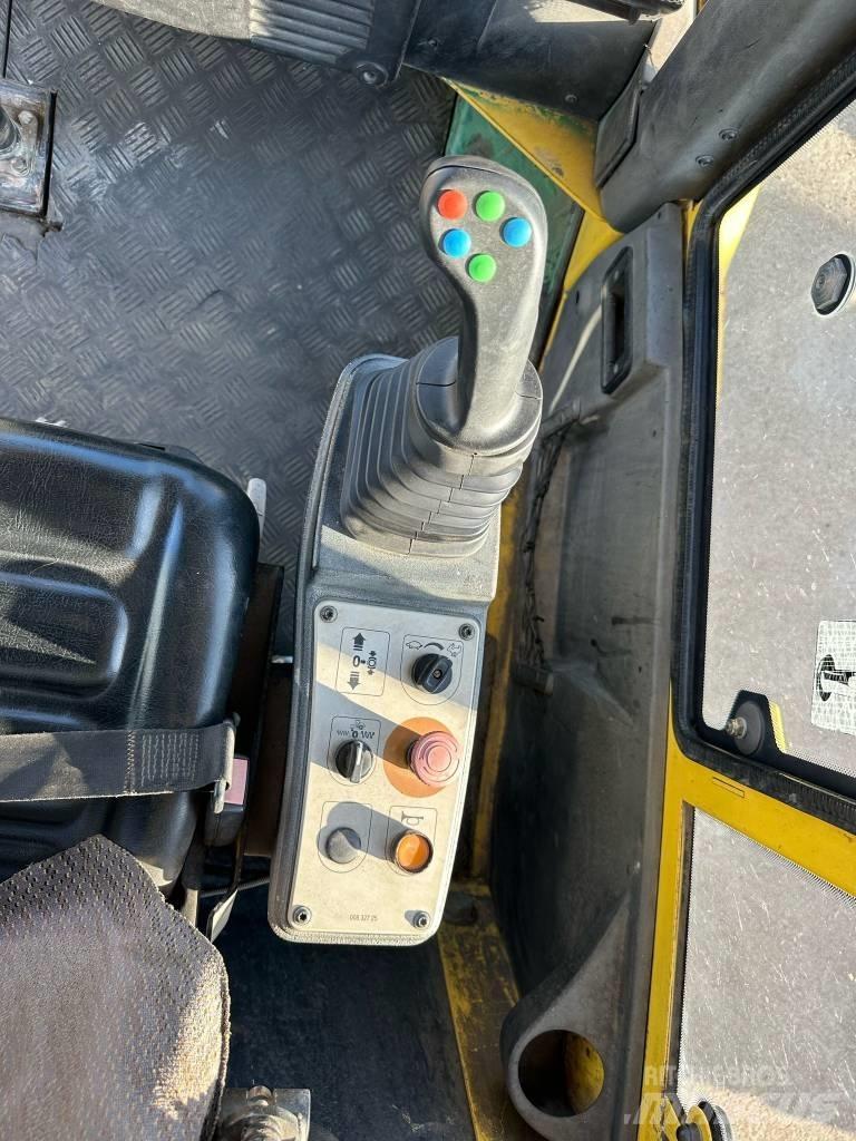 Bomag BW 219 D H-4 Ühe trumliga rullid