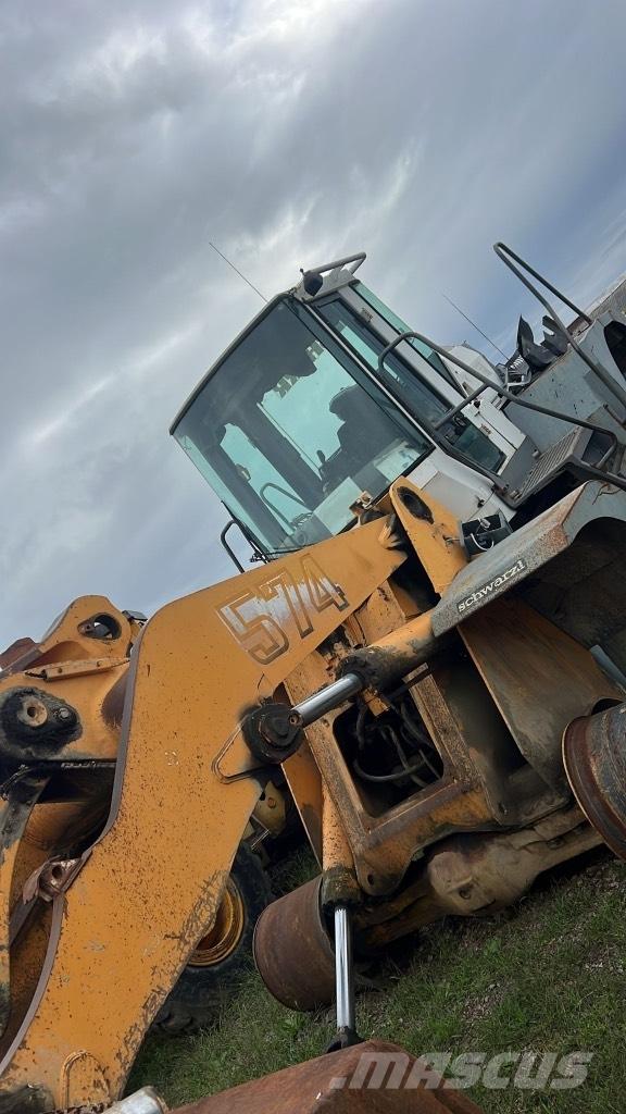 Liebherr L 574 Raamid