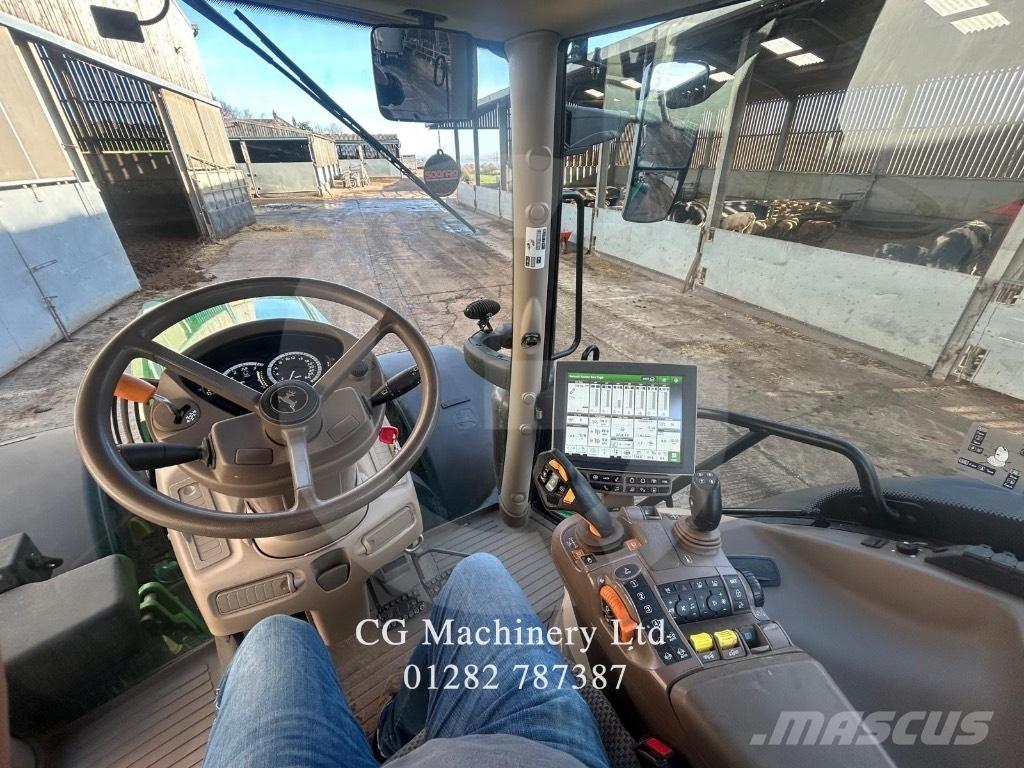 John Deere 6215 R Traktorid