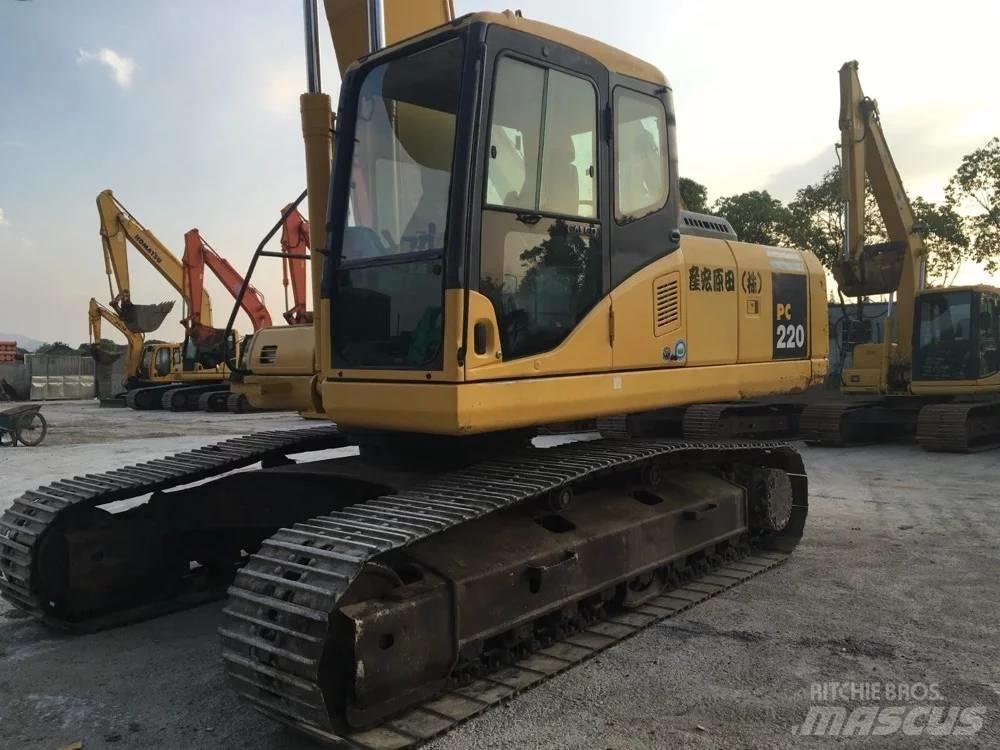 Komatsu pc220-7 Roomikekskavaatorid