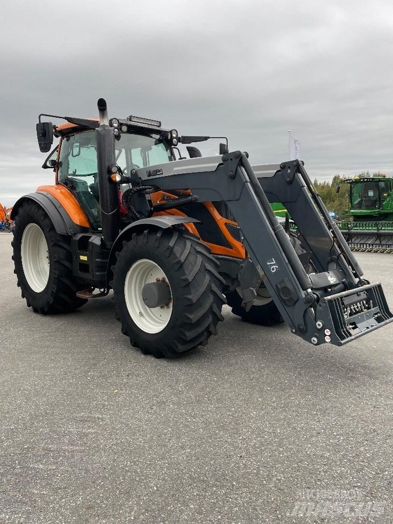 Valtra T174 Traktorid