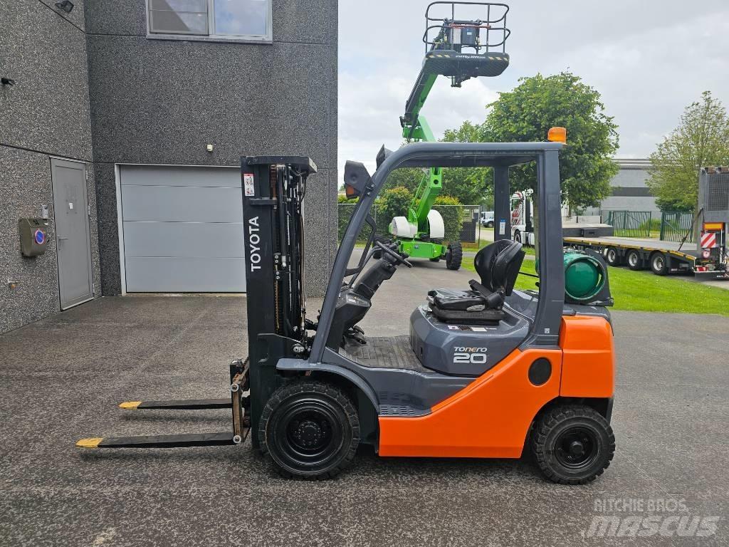 Toyota 02-8 FG F 20 Gaasitõstukid