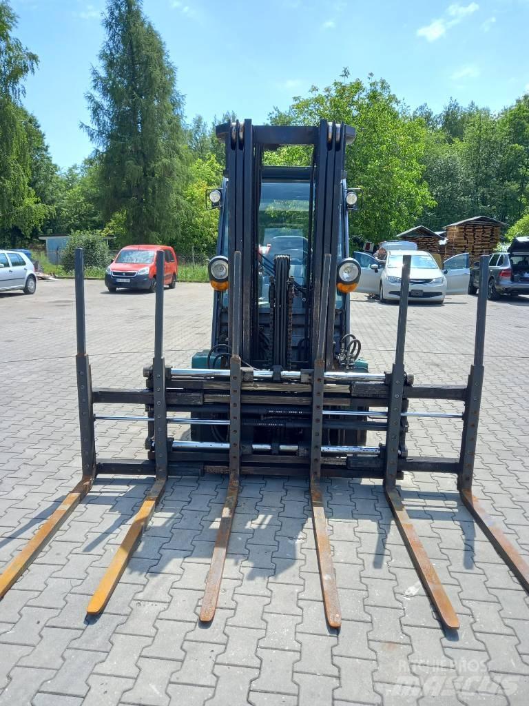 Toyota 8 FGF 30 Gaasitõstukid