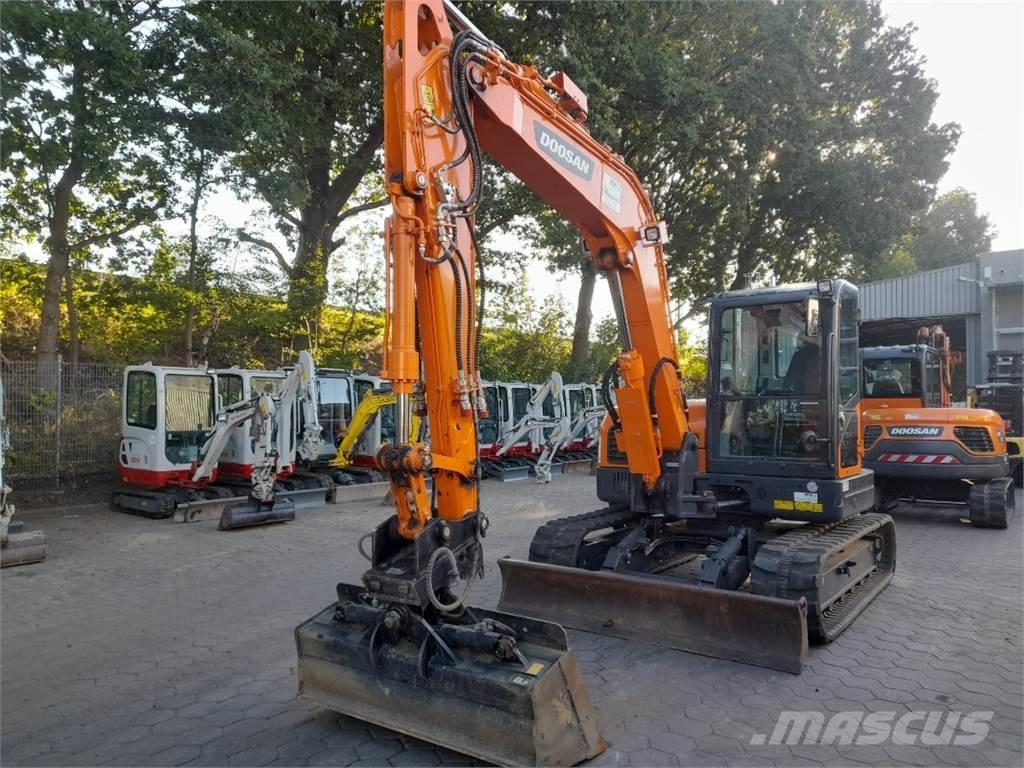 Doosan DX85R-3 Väikeekskavaatorid 7t-12t