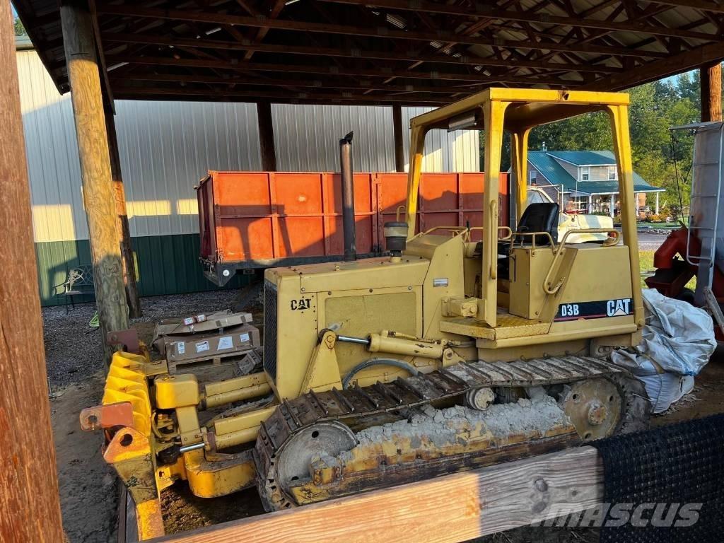 CAT D 3 B Buldooserid