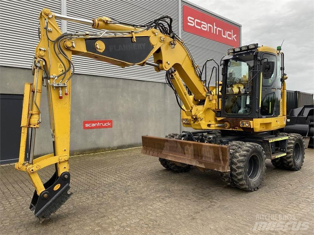 Komatsu PW118MR-11 Ratasekskavaatorid