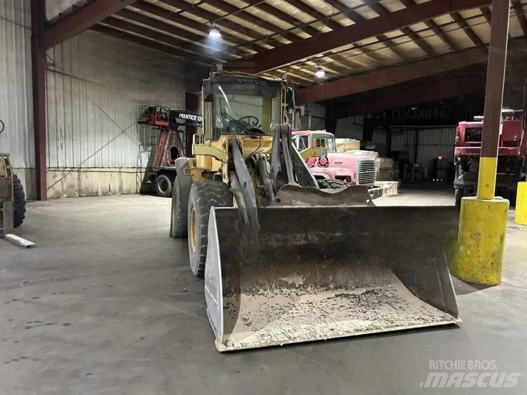 Volvo L 90 E Rataslaadurid