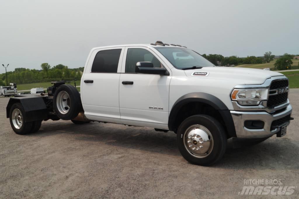 RAM 5500 TRADESMAN Raamautod