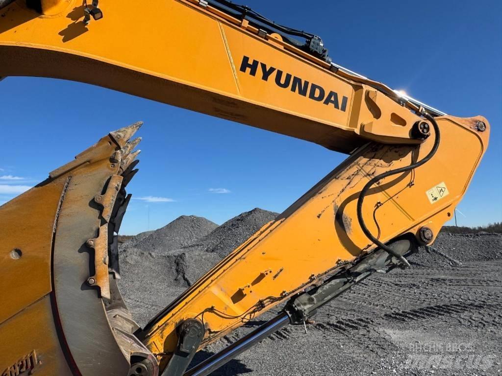 Hyundai HX 900 L Roomikekskavaatorid