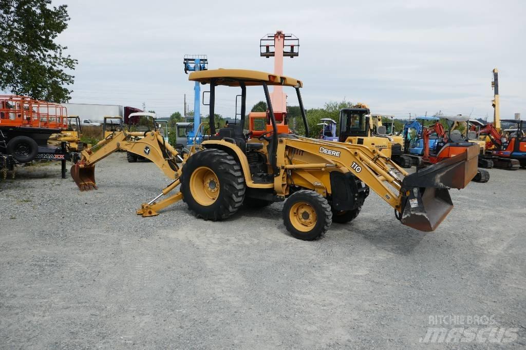 DEERE 110 Ekskavaatorlaadurid