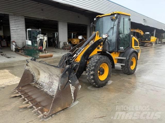 JCB 409 Rataslaadurid