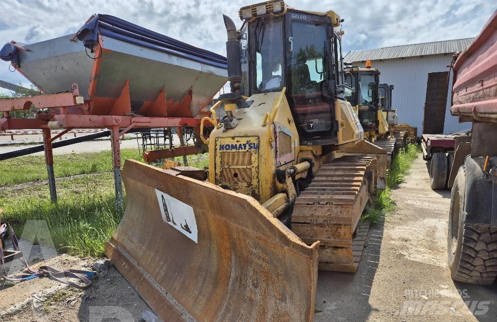 Komatsu D 51 EX-22 Buldooserid