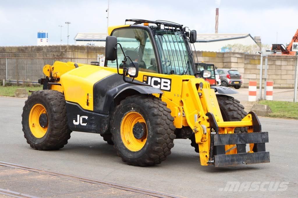 JCB 541-70 Teleskooplaadurid