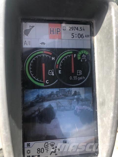 DEERE 245G LC Roomikekskavaatorid