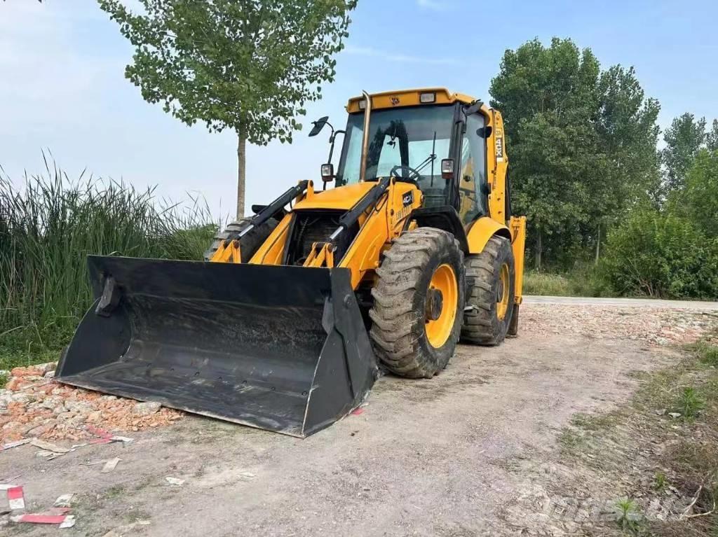 JCB 4 CX Ekskavaatorlaadurid