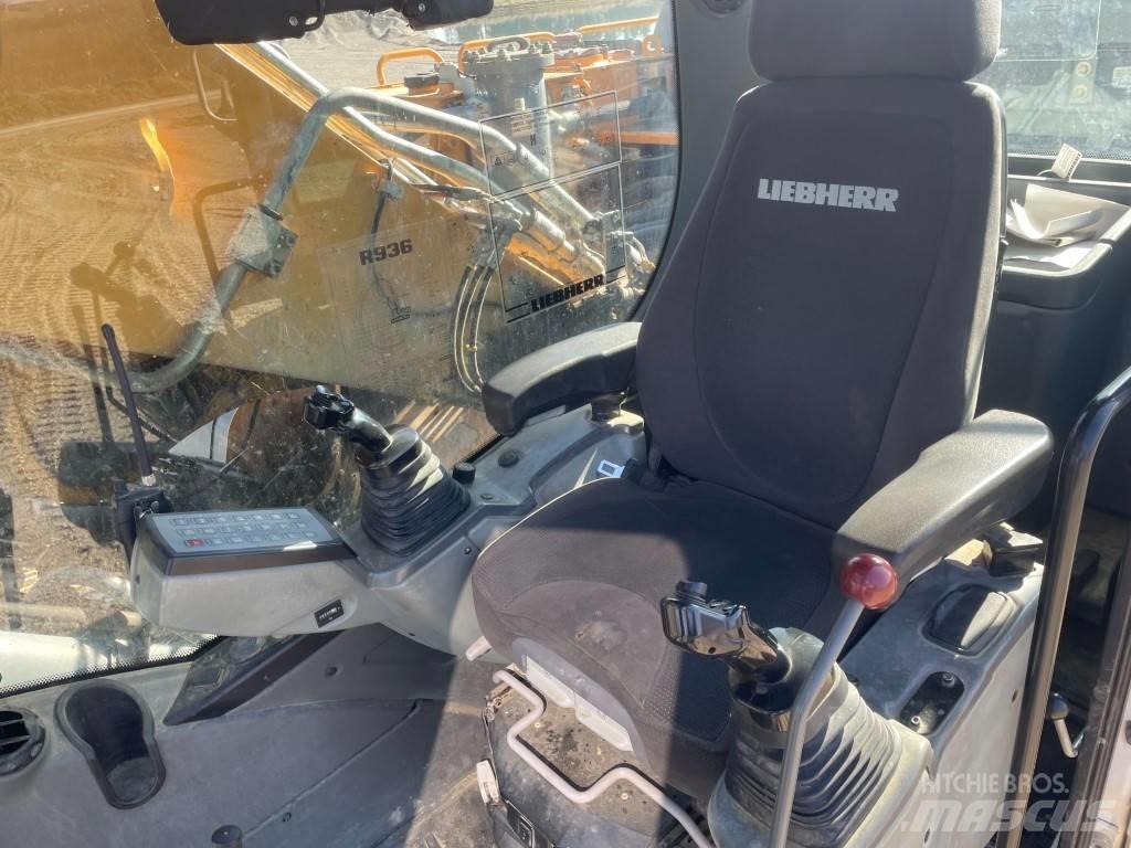 Liebherr R 936 LC Roomikekskavaatorid