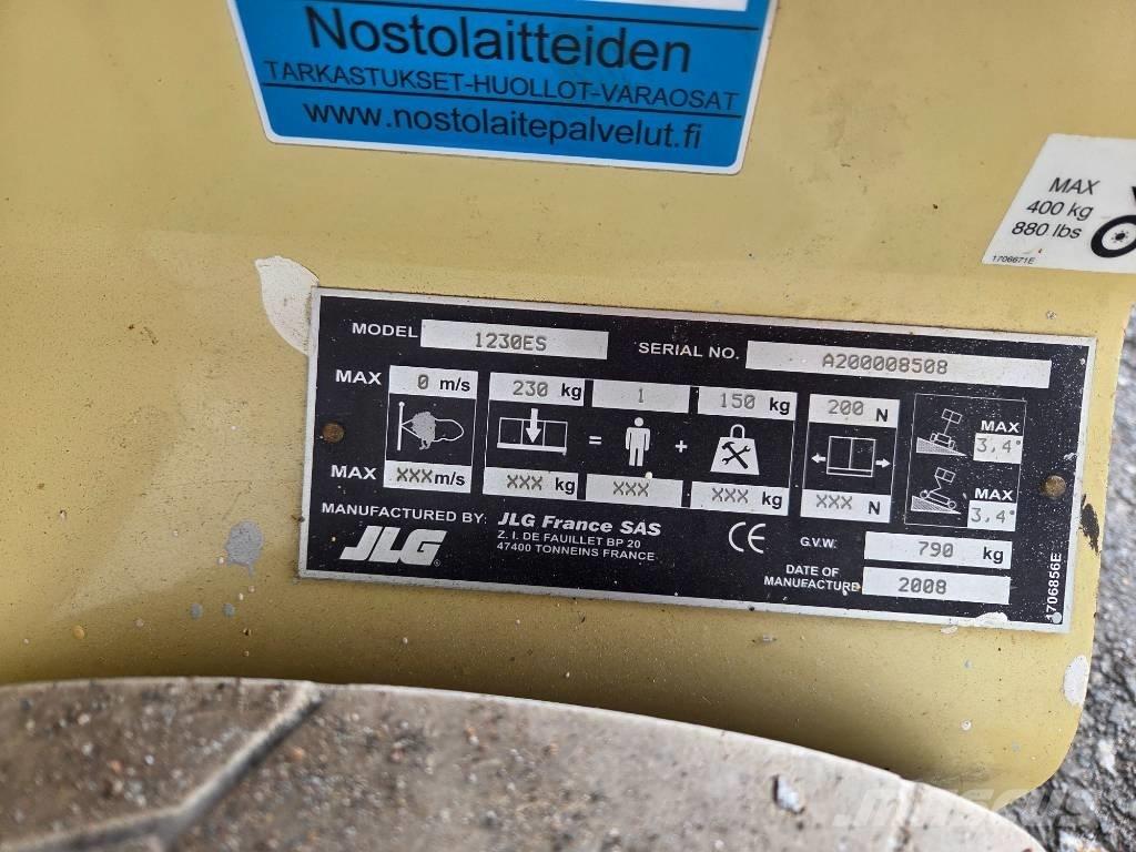 JLG 1230 ES Käärtõstukid