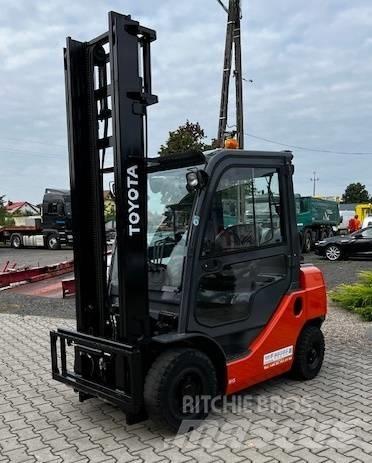 Toyota 02-8 FG F 25 Gaasitõstukid