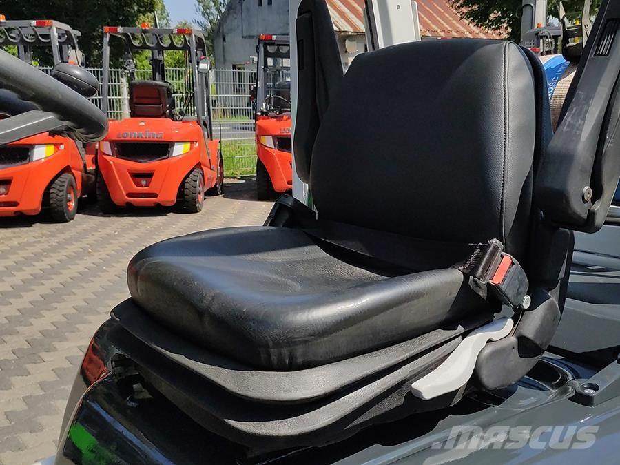 Nissan U1D2A25LH Gaasitõstukid