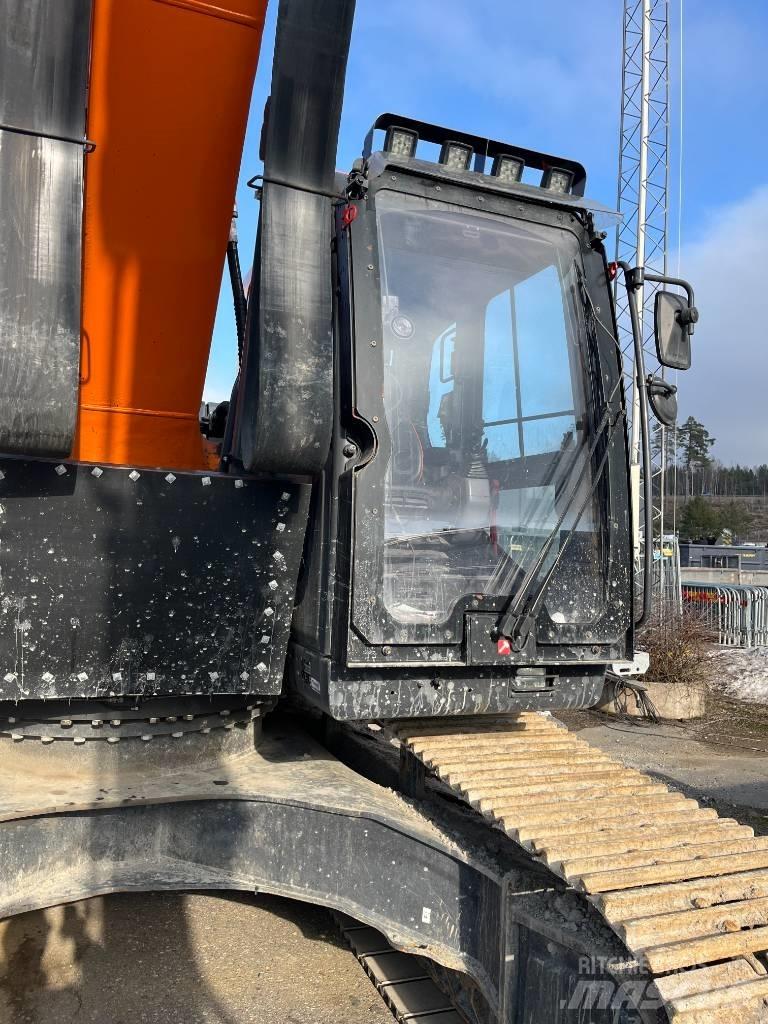 Doosan DX 300 LC-7 Roomikekskavaatorid