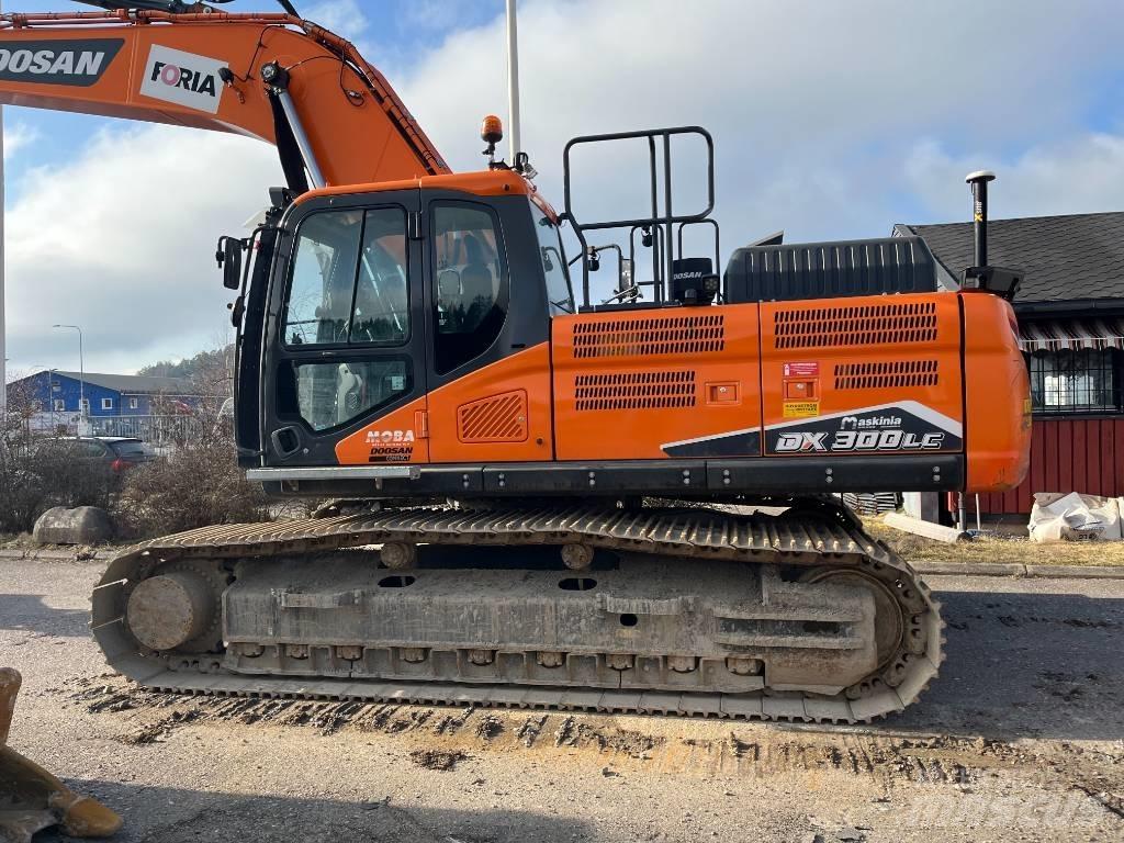 Doosan DX 300 LC-7 Roomikekskavaatorid