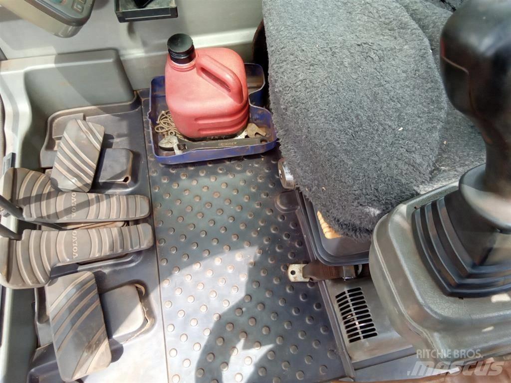 Volvo EC 140 BLC Roomikekskavaatorid
