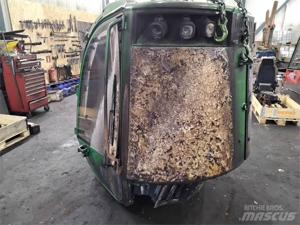 John Deere 1470G Kabiinid