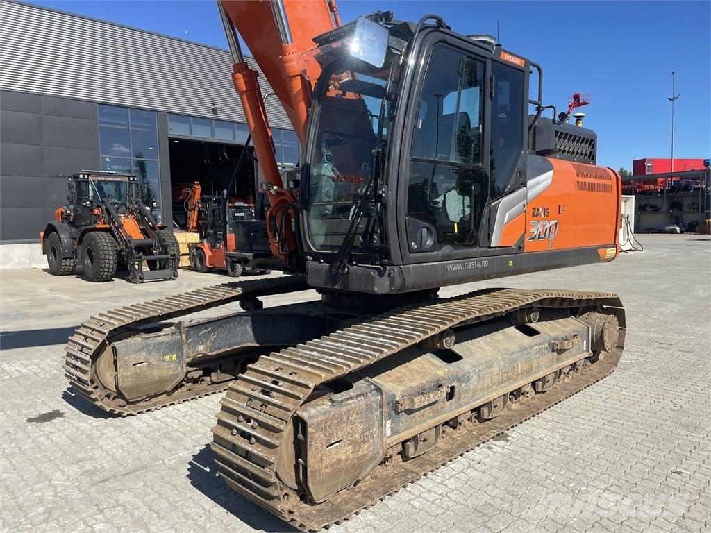 Hitachi ZX 300 LC-7 Roomikekskavaatorid