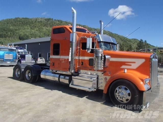 Kenworth W 900 L Sadulveokid