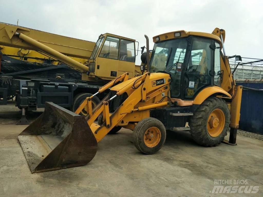 JCB 3CX Ekskavaatorlaadurid