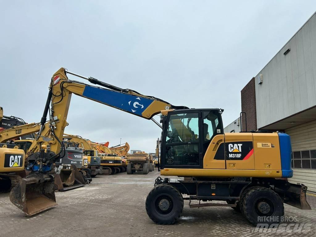CAT M 318 F Ratasekskavaatorid