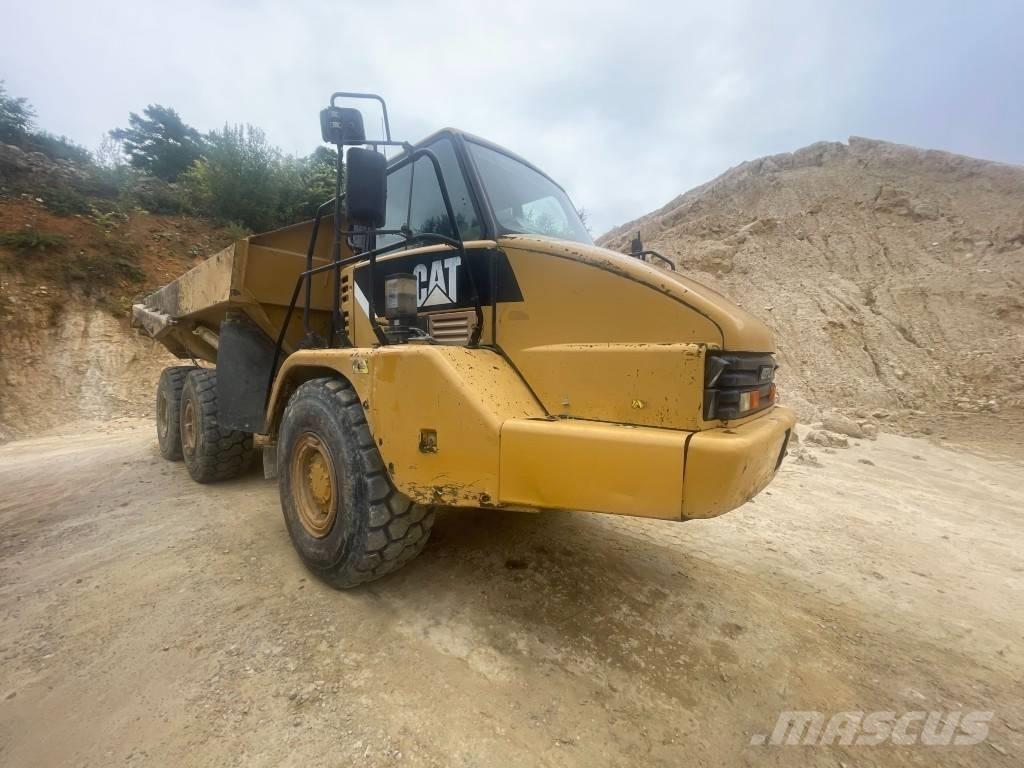 CAT 730 Liigendraamiga pinnaseveokid
