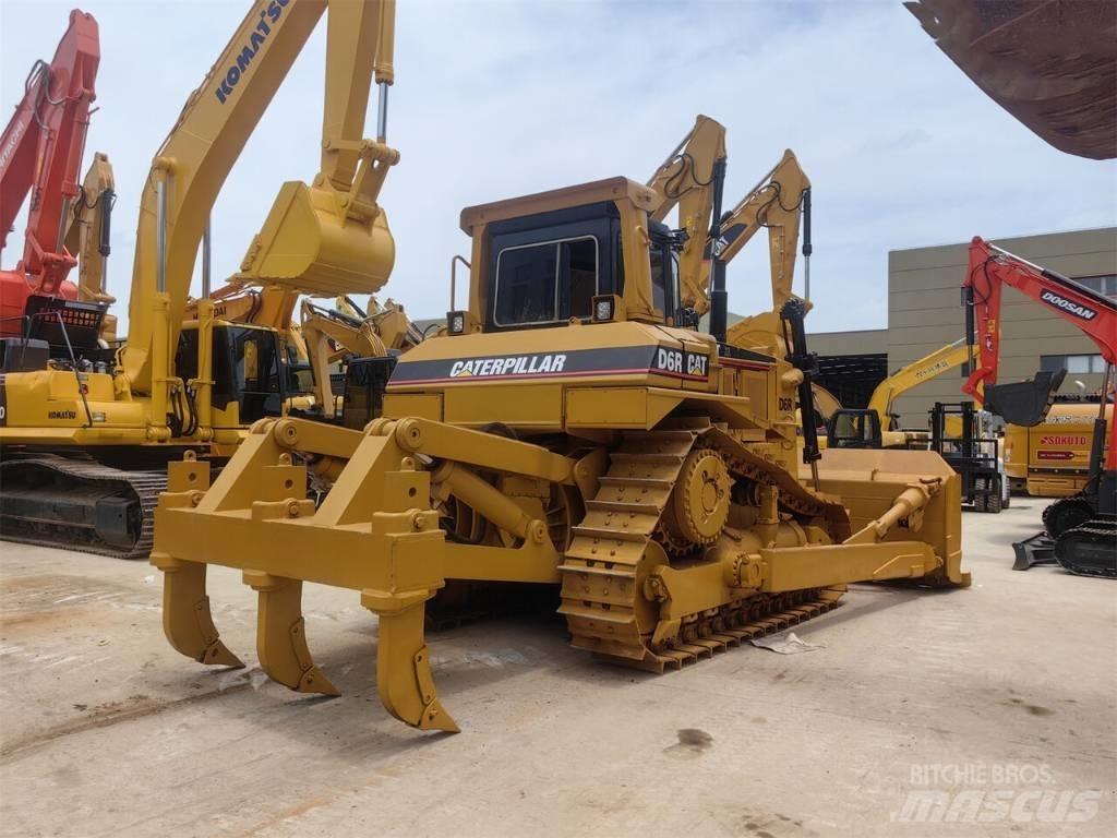 CAT D 6 R Buldooserid
