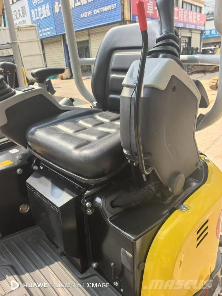 Wacker Neuson EZ 20 Roomikekskavaatorid