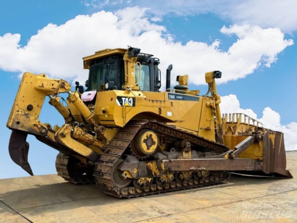 CAT D 8 T Buldooserid