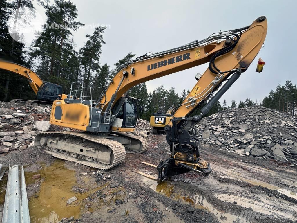 Liebherr R 924 LC Roomikekskavaatorid