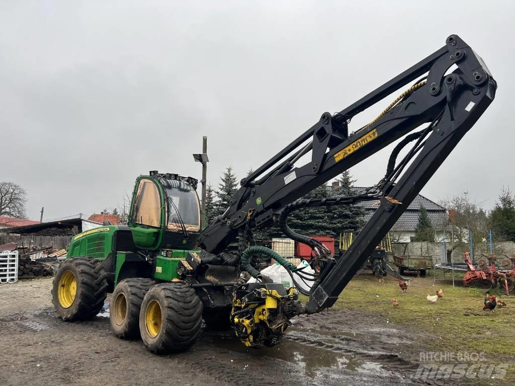 John Deere 1170 E Harvesterid