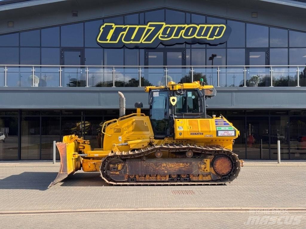 Komatsu D71 PXi-24EO Buldooserid