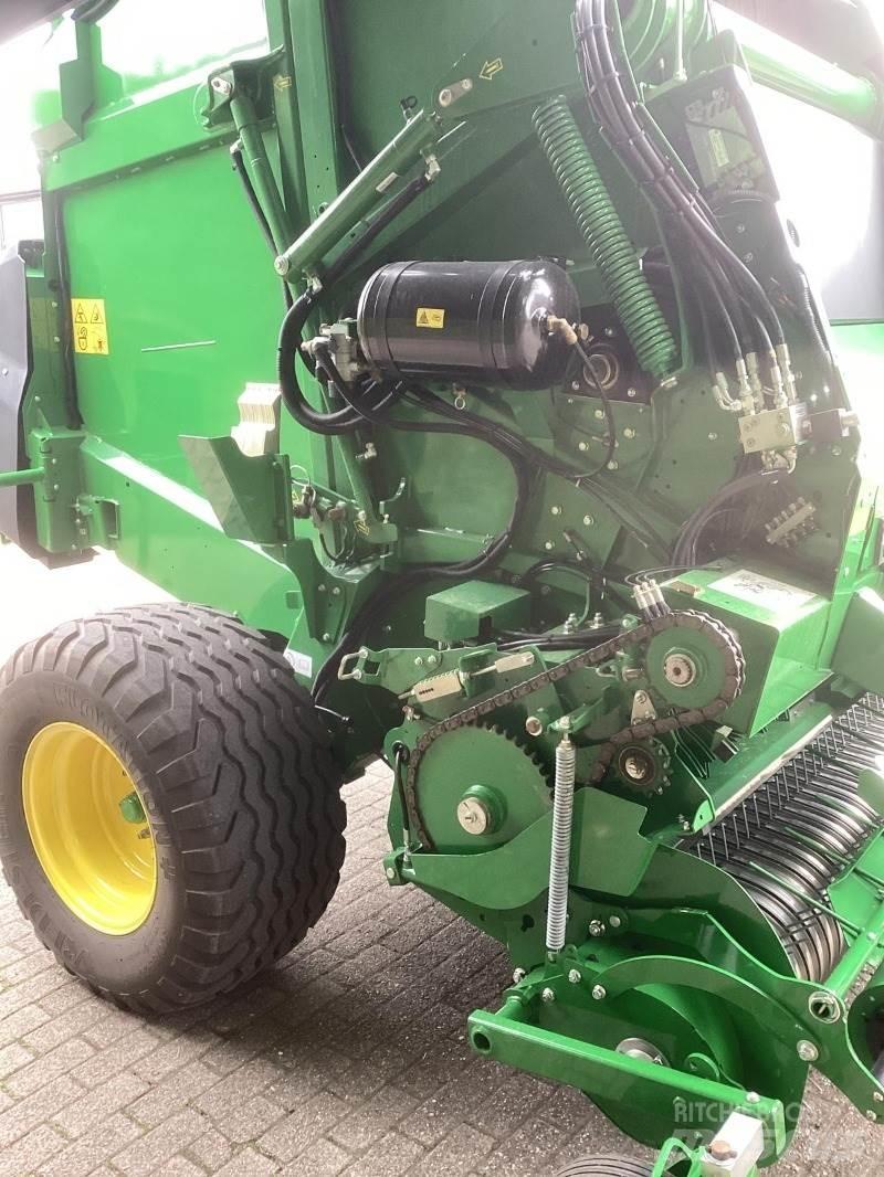 John Deere V461M Ruloonpressid