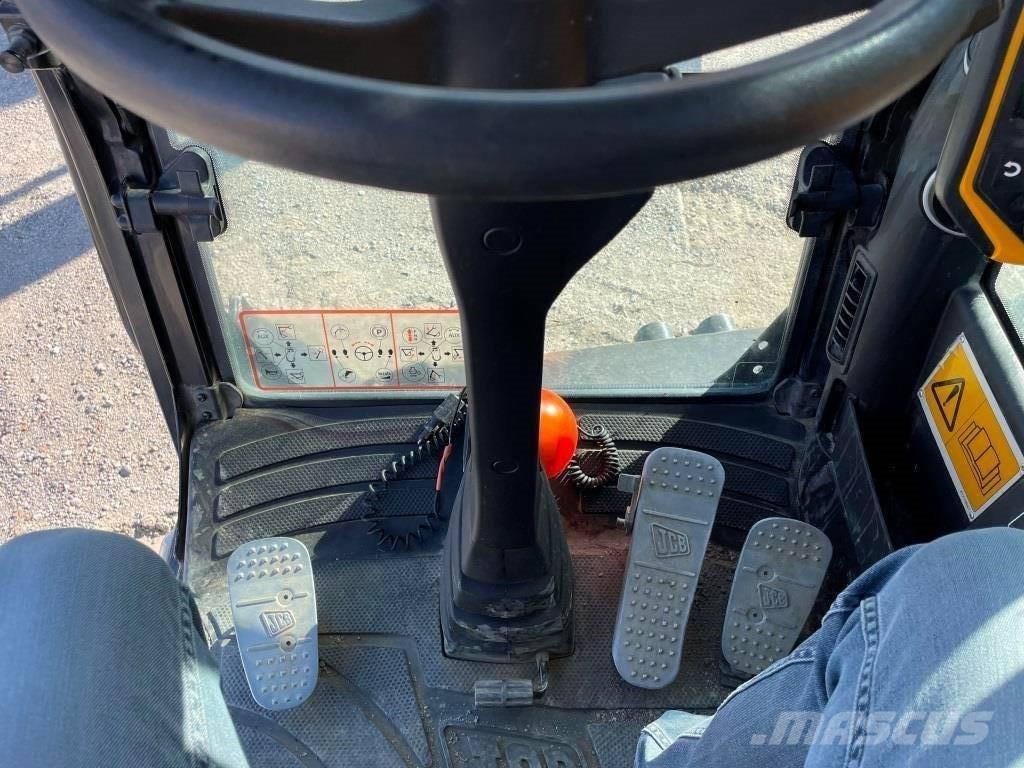 JCB JS 175 W Ratasekskavaatorid