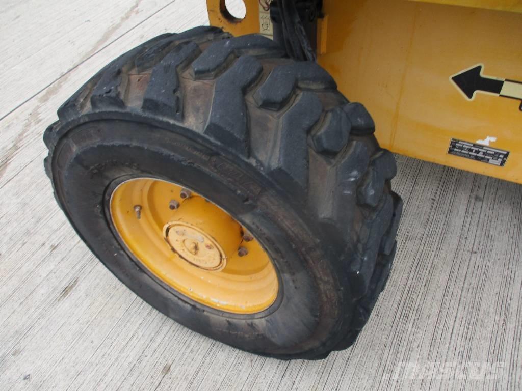 JLG 600 SJ (254) Teleskoop poomtõstukid